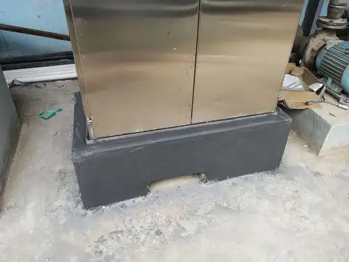 砌筑配电箱基座3个