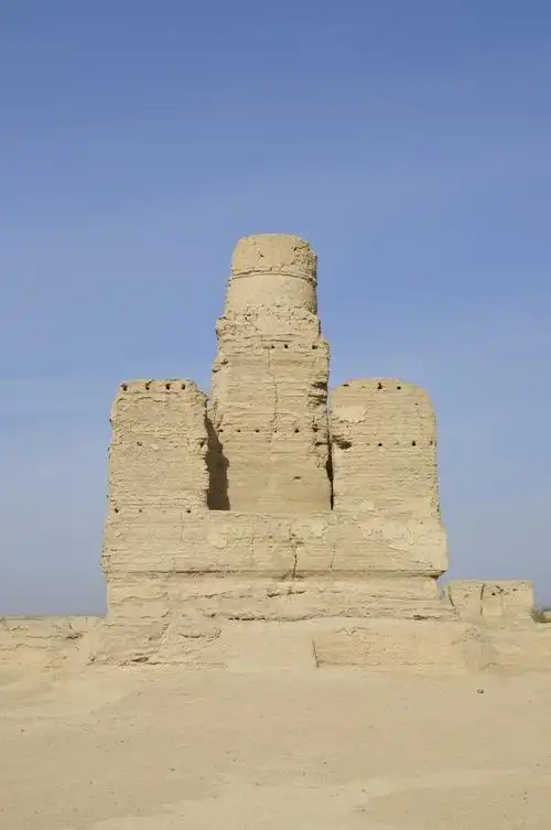 秋日行走新疆—吐鲁番交河故城