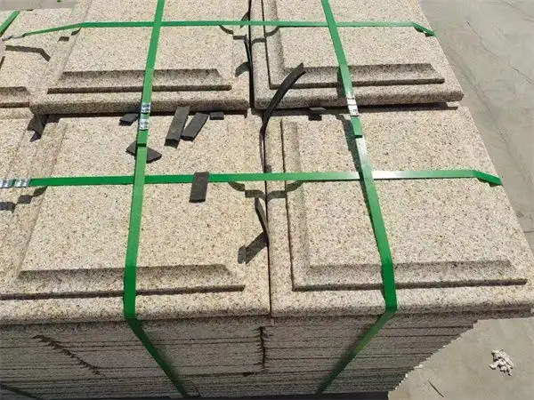 黄锈石仿形压顶