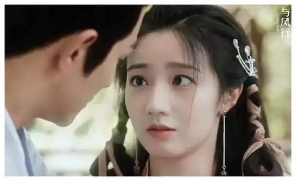 长相清新与凤行27岁表演如18岁踏足穆念慈