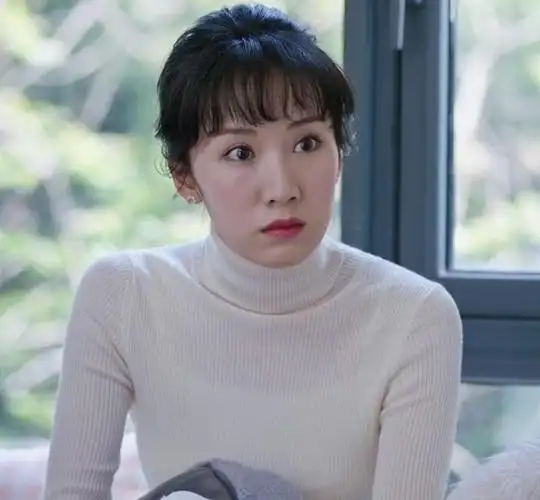 36岁李念饰演大姐徐脂虎谁还记得12年前她演过蜗居的海藻