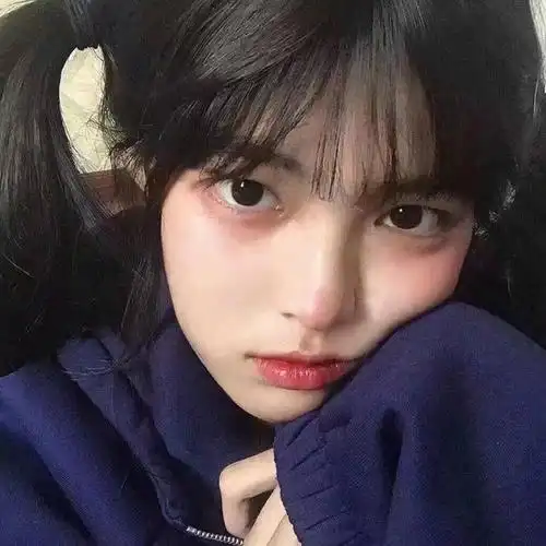 球球靓妹双马尾头像