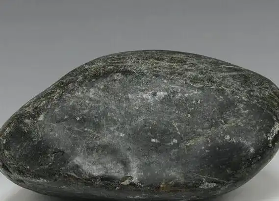 和田墨玉石的功效与作用-价格多少钱-和田墨玉/和田玉价格/和田玉功效