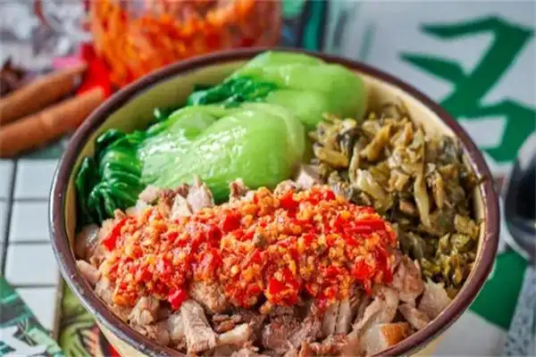 唐三爷剁椒卤肉饭