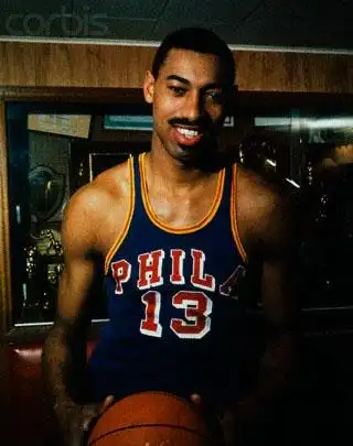 史上最伟大的中锋,威尔特·张伯伦不愧是数据魔兽!