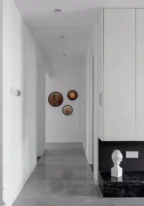 踢脚线用什么材料好?最近流行这几种踢脚线 美观安装也方便