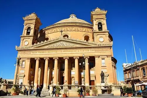 懒到极致是生活最好的样子……_米兰