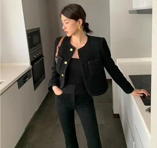 拉夏贝尔homme2021秋冬装新款小香风短款黑色短外套女百搭粗花呢气质