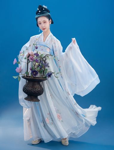 藏月雀翎原创超仙飘逸白色齐胸襦裙汉服女古装民族服装