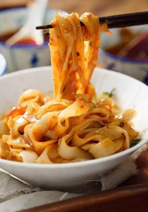 原创凉皮花样做法不洗面也不用上锅蒸30秒做一张好吃又简单