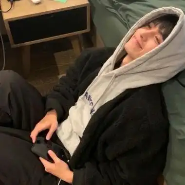 潮流个性真人男头高清图片合集ins高级风帽子男生头像图片大全