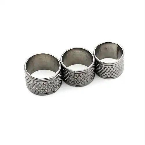 加厚顶针抵戒家用顶针箍 金属顶针 指套 铁顶针 压针器 质量超好