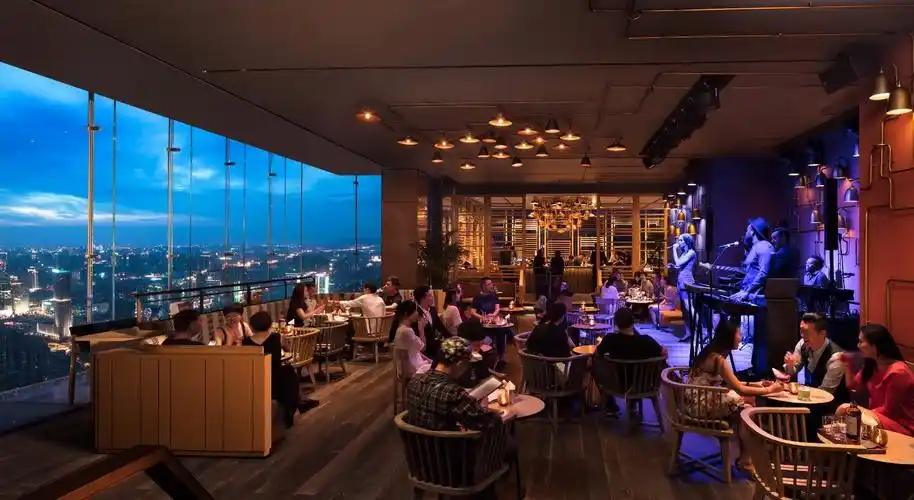 柏悦酒店潮酒吧