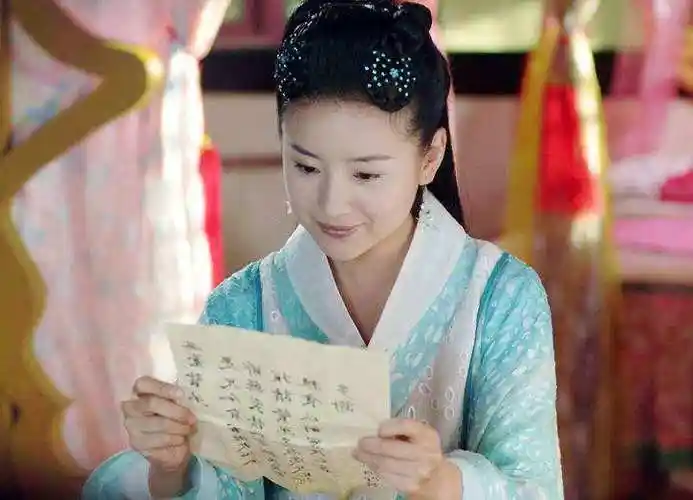 盘点董洁饰演祝英台时最漂亮的五个装扮,化蝶飞的红衣美到窒息!