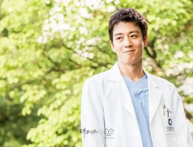 韩剧男医生6:金来沅《doctors》神经外科
