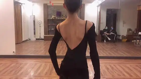 每日一练基本功#爱跳舞的小姑娘