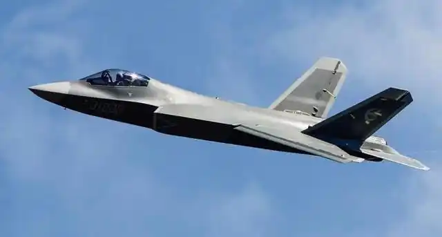 美媒《战术报告》报道称,埃及即将与中国展开谈判,引进fc-31战斗机