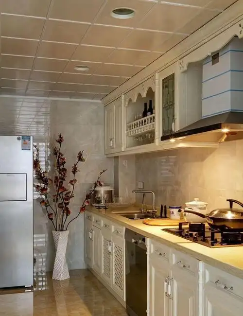 简欧风格三居室厨房背景墙装修效果图欣赏