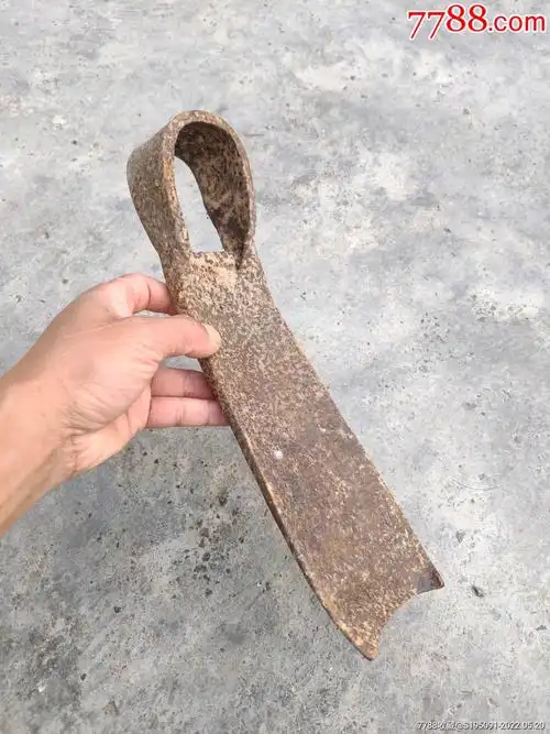 锻打老锄头老农具民俗老物件