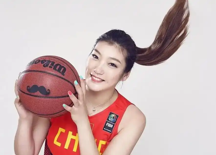 中国女篮 #李梦中国女篮核心球员 - 抖音