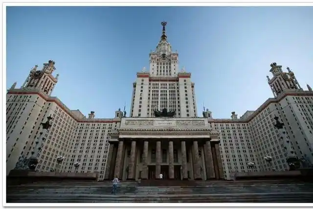 莫斯科国立工业大学是俄罗斯培养技术人才的专业性大学之一.