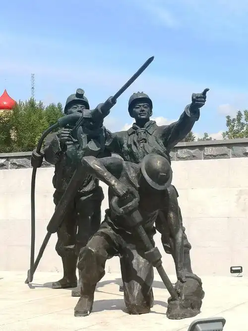 矿工群雕像