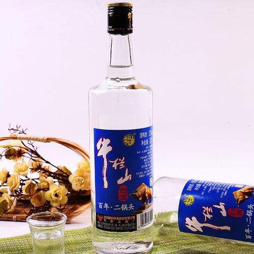 52度百年牛栏山二锅头750ml/瓶陈年窖藏手工香气扑鼻白酒