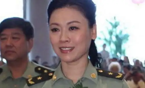 中国榜样军人榜样最美少将刘敏为国争光三十年