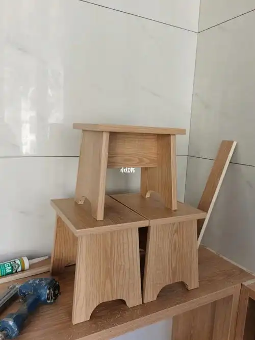 木工师傅打的小板凳太可爱了