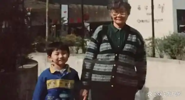 后妈比自己小5岁父子曾对簿公堂张若昀背后的辛酸你想象不到