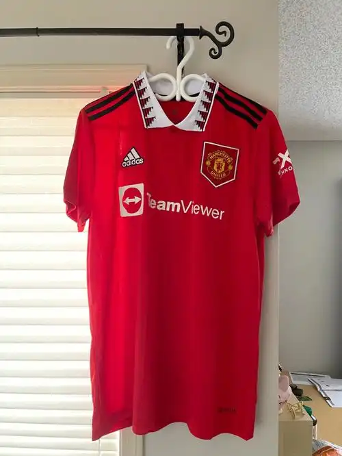 足球球衣  #球衣收藏  #c罗  #红魔曼联  #曼联球衣今天终于收到订制