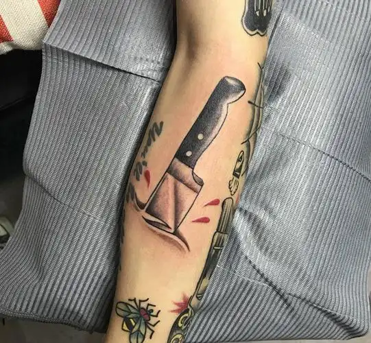 刀纹身图片_手臂old school纹身图案(2)_湖南省常德市纹身店-立子屋