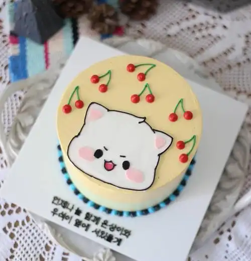 这位小姐姐的奶油蛋糕把极简装饰风无限放大,真的是掌握了少即是多