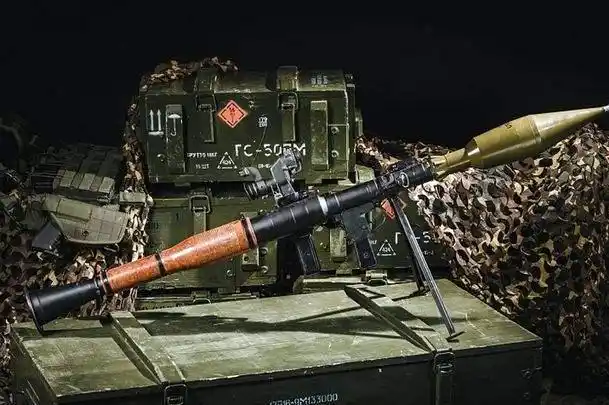 带你了解20世纪步兵武器之王rpg火箭筒游击队手中的神器