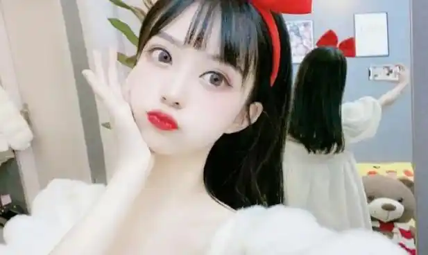 苓妹真实样子长什么样和ig选手合拍被彭昱畅夸赞魅力大