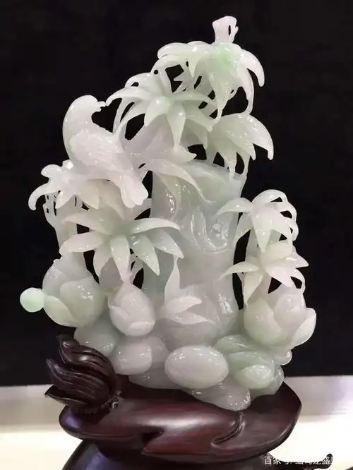 天然翡翠摆件之竹子(步步高升)