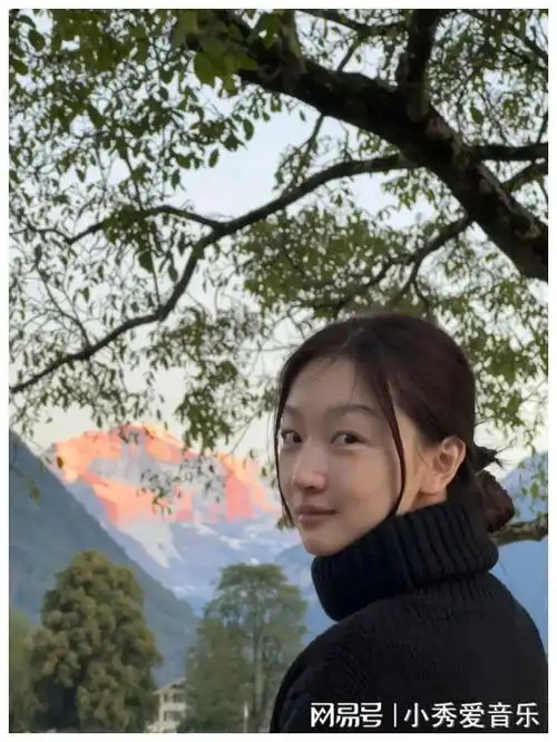 周冬雨素颜照在韩国火了韩国网友喜欢到晕厥心脏都要跳出来