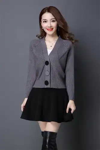 新款春秋季针织衫女开衫短款宽松韩版长袖v领百搭纯色毛衣小外套