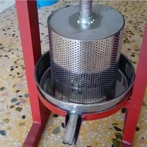 特价脂渣压饼机_手动小型榨油机 压猪油渣机 脂渣压饼 手摇不锈钢压榨