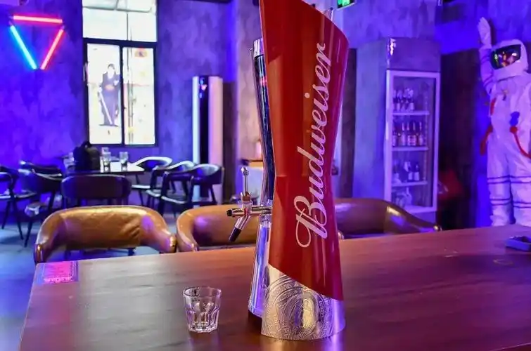 9元可乐 威士忌的碰撞门市价298元的"可乐桶"福利一"捡便宜"!