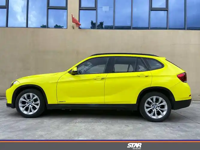 宝马x1改色水晶柠檬黄年轻的气息就是这么与众不同