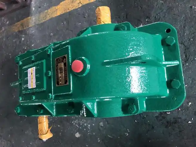 zq350圆柱齿轮减速机 供应:zq350-15.75-1减速机