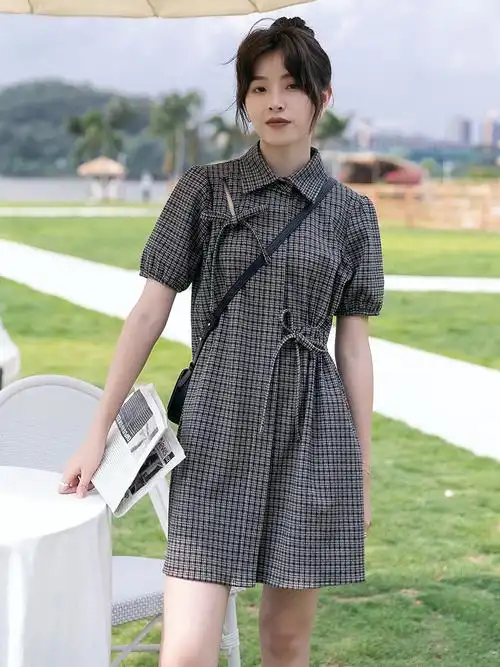 猫娘志小个子连衣裙女夏季新款设计感小众抽褶系带收腰显瘦格子裙
