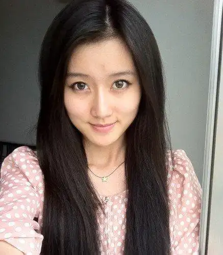 北影新生代美女校花 周冬雨压力好大[图]