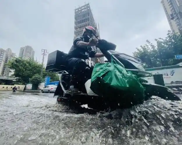 摩托 摩托车 660_528