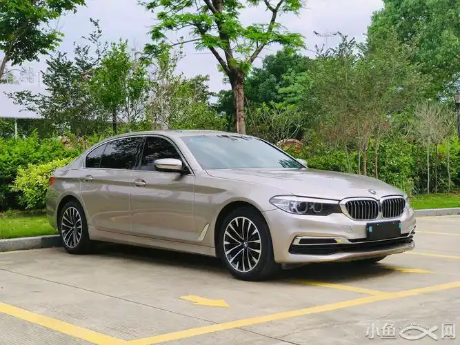 出一台宝马525li豪华套装