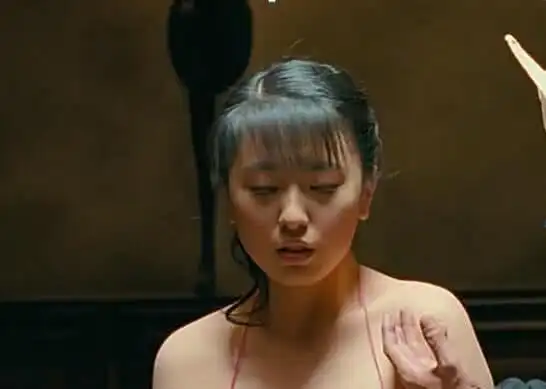 她是姜文助理,因临时顶替《让子弹飞》,如今人生一路飘红