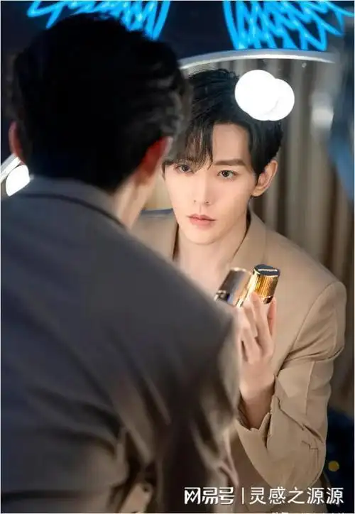 20娱乐瓜:任嘉伦肖战杨紫王一博赵丽颖唐嫣邓为刘亦菲丁禹兮_网易订阅