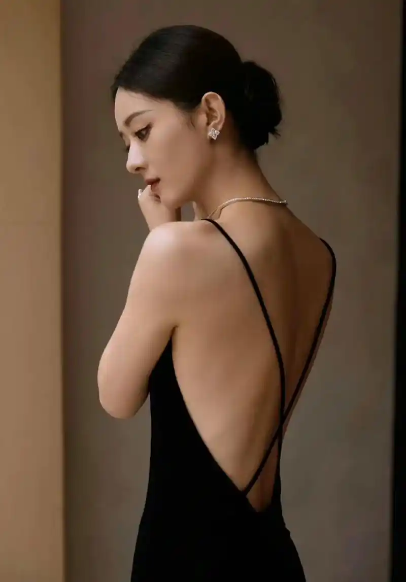 赵丽颖你放心冲,颖火虫永远在你身后!闪闪发光的颖宝啊,虽 - 抖音