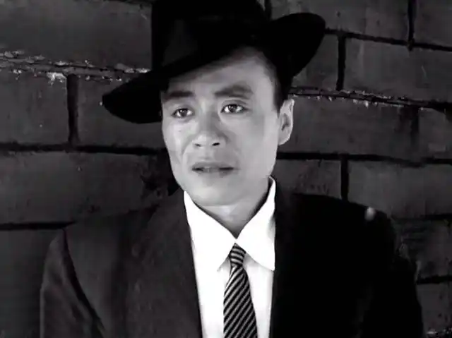 饰演反派人物而更为知名的"配角"演员,他就是八一厂电影艺术家张怀志